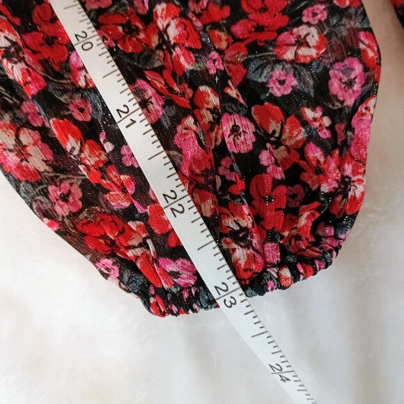 FRANCESCA'S Mi Ami Shimmer Long Sleeve Smocked Dress Black Pink Red sz Small - Picture 10 of 11